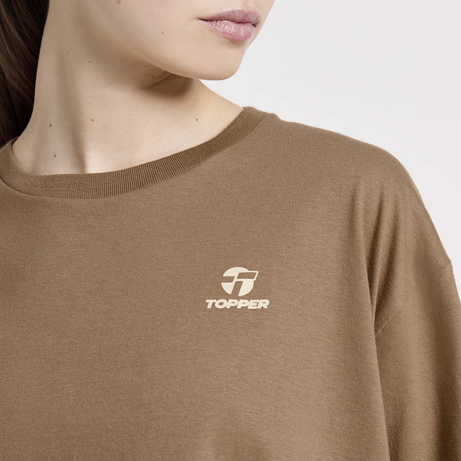 REMERA MUJER OVERSIZE BASICA — imagen 3