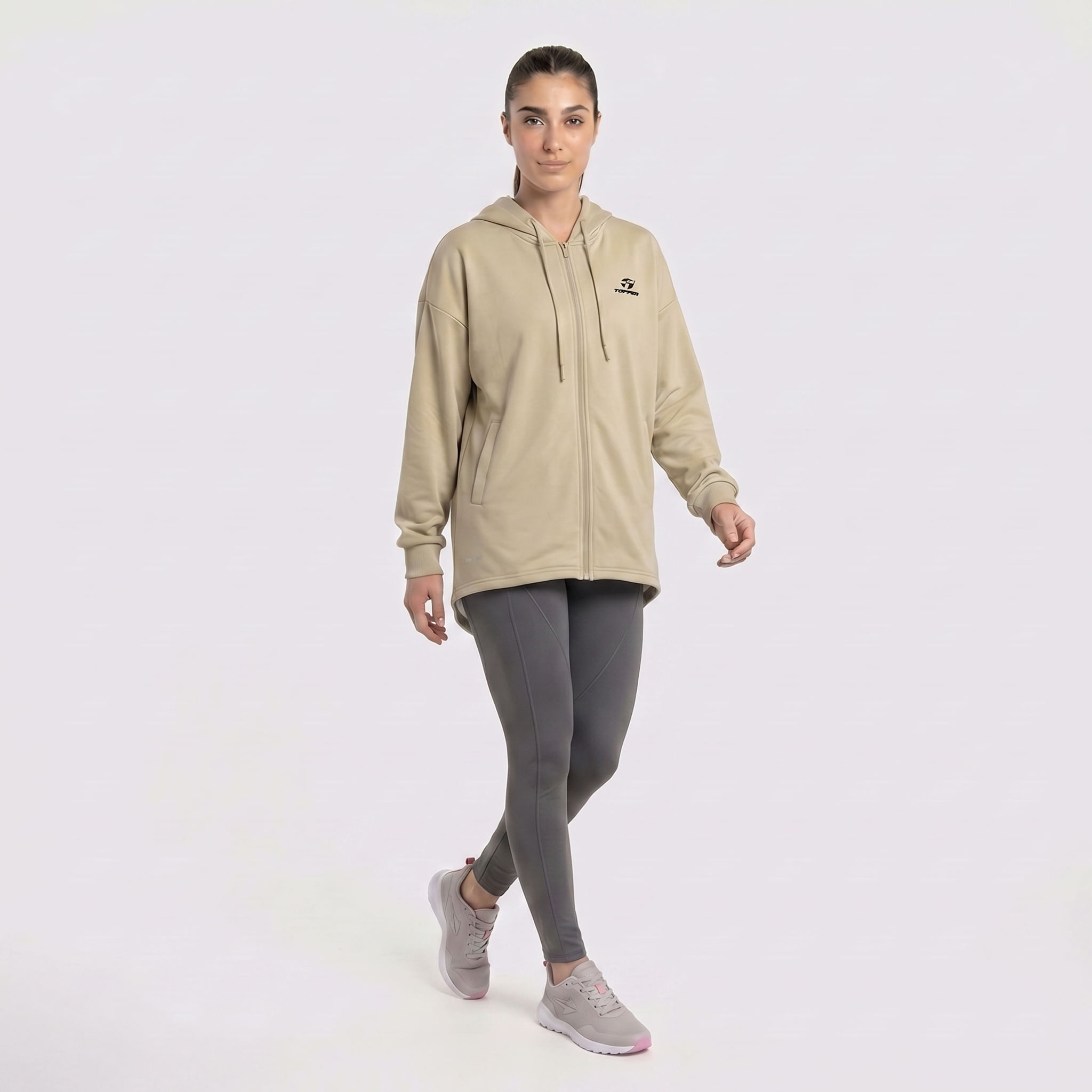 CONJUNTO MUJER CON CALZA I — imagen 3